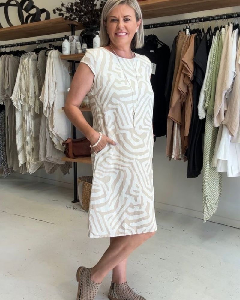 Abito estivo midi con scollo rotondo Avanille