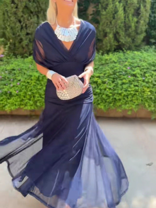 Abito lungo con scollo a V floreale